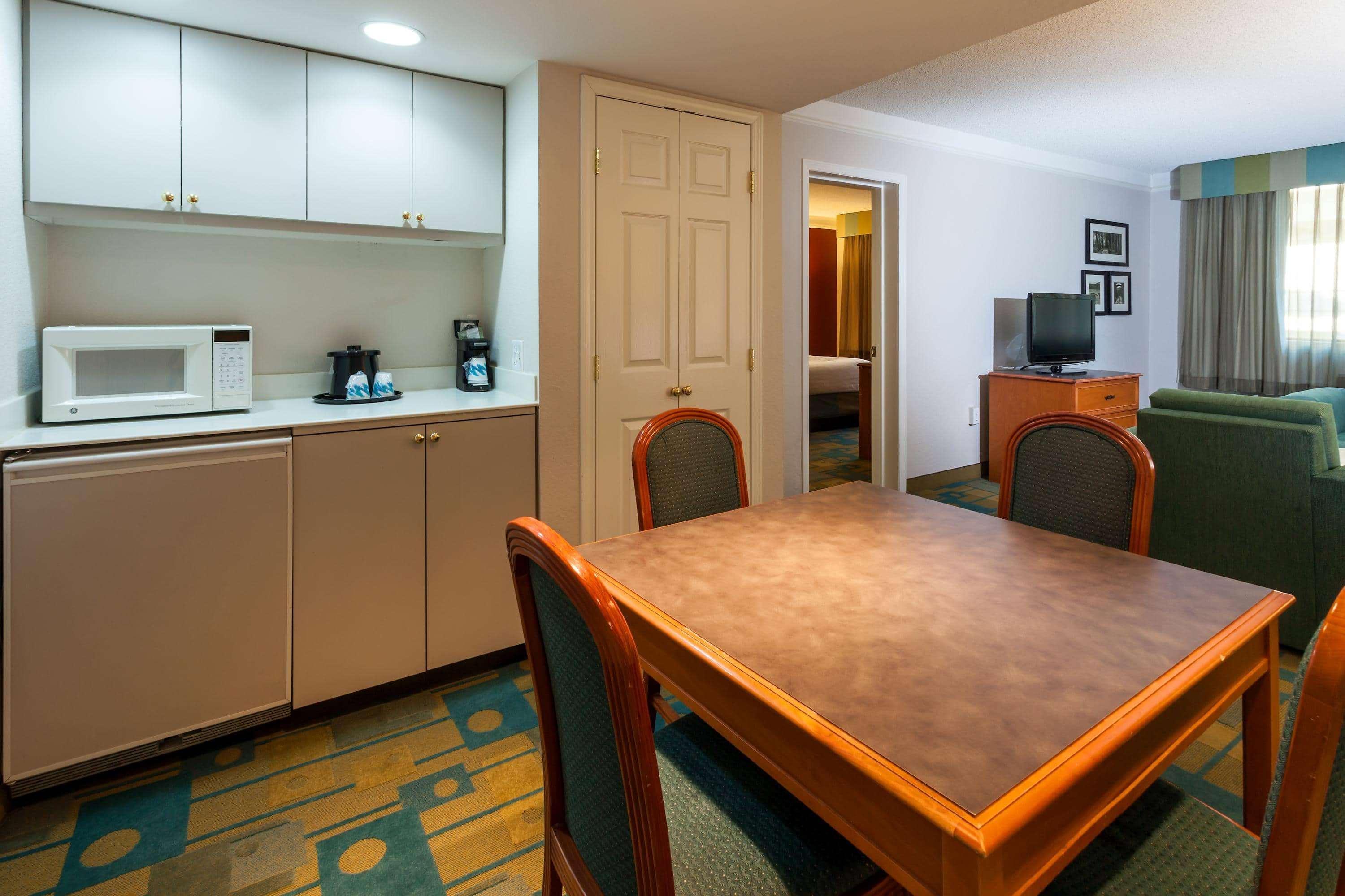 La Quinta By Wyndham Seattle Sea-Tac Airport Hotell SeaTac Eksteriør bilde