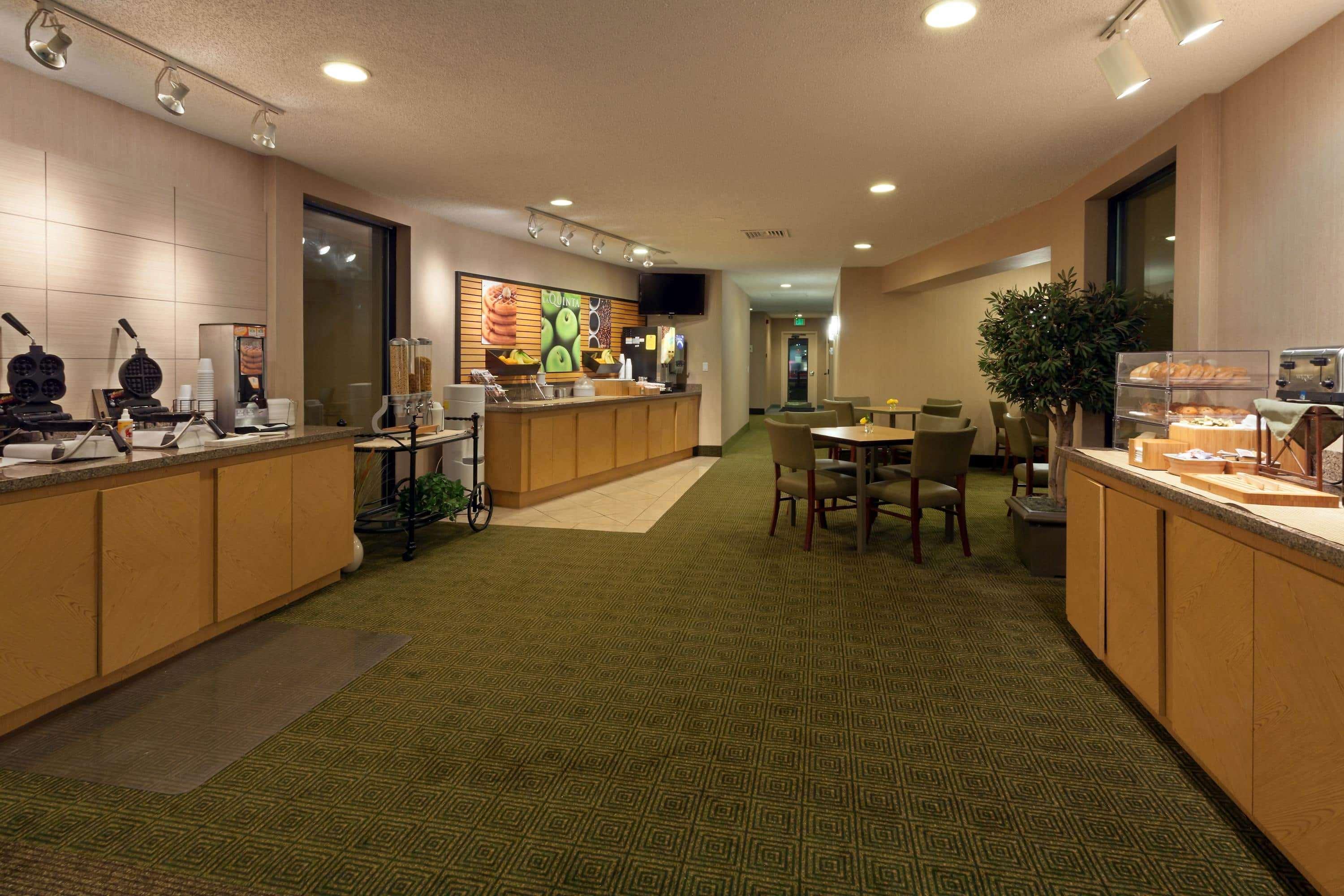 La Quinta By Wyndham Seattle Sea-Tac Airport Hotell SeaTac Eksteriør bilde