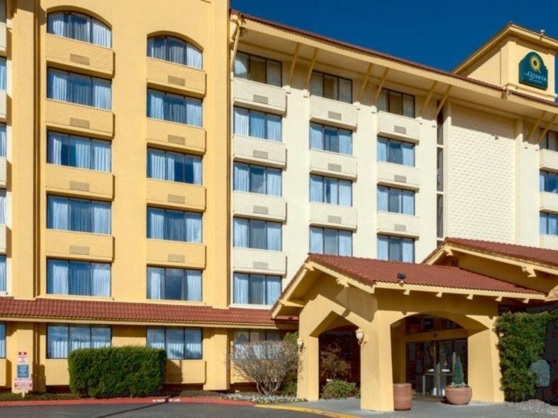 La Quinta By Wyndham Seattle Sea-Tac Airport Hotell SeaTac Eksteriør bilde