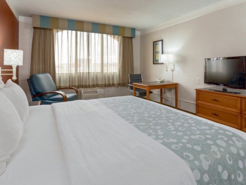 La Quinta By Wyndham Seattle Sea-Tac Airport Hotell SeaTac Eksteriør bilde